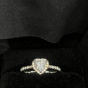 Dazzling Silver Heart Ring